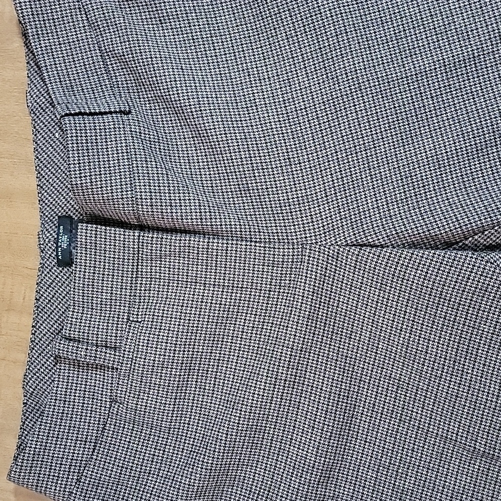 Women's Ann Taylor Signature Pants in  Houndstooth, Brown, Size 6P, Pre-owned - Picture 5 of 8